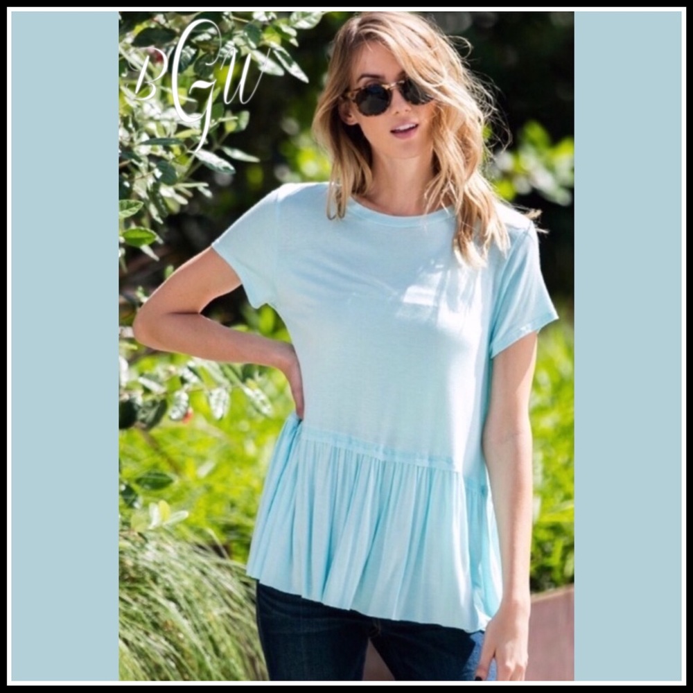 🌺🆕5⭐️Short Sleeve Ruffle Bottom Top